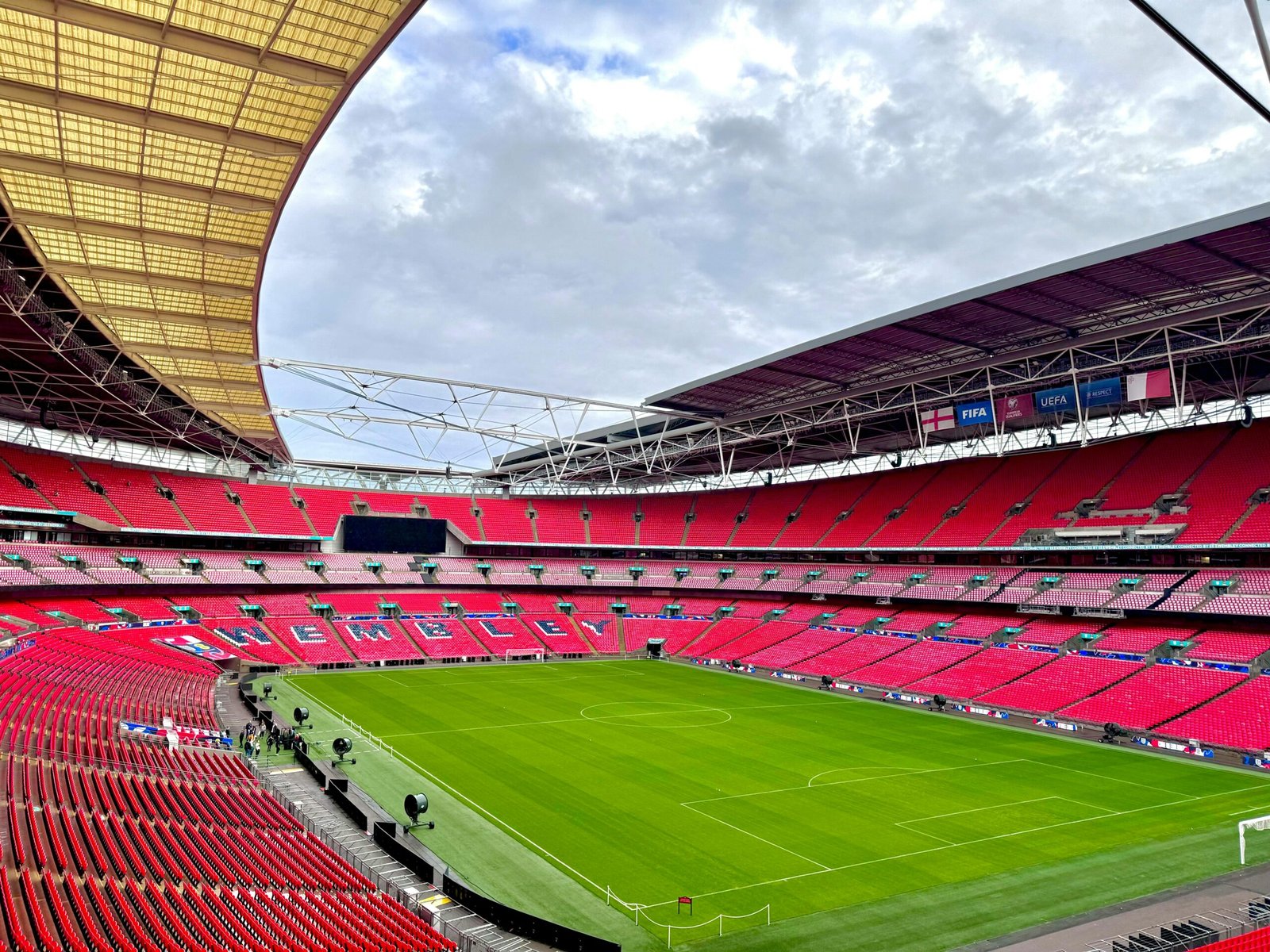 Discover the architectural marvel of Wembley Stadium in London, a premier sports venue.